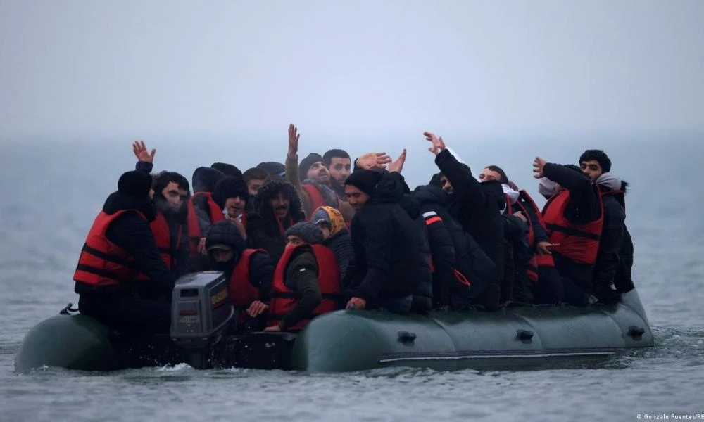 Διπλωματική διαμάχη Βρετανίας -Ιρλανδιας με επίκεντρο τους λαθρομετανάστες και τους αιτούντες άσυλο